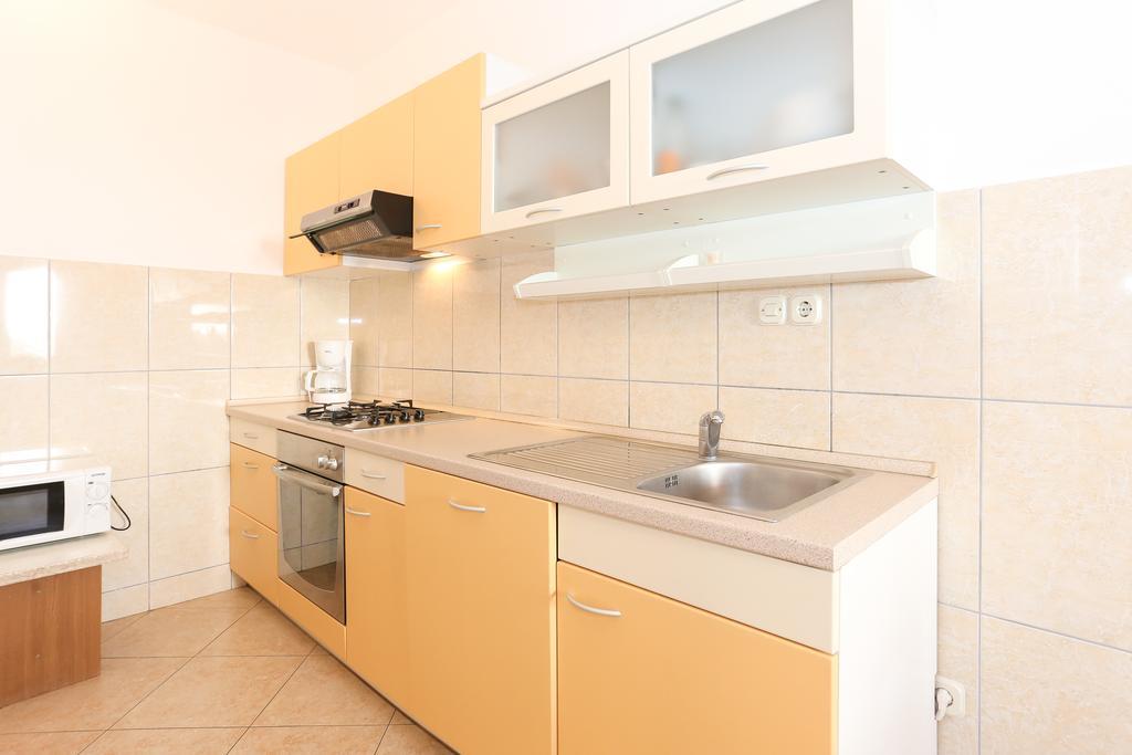 Apartments Ivan Трогір Екстер'єр фото