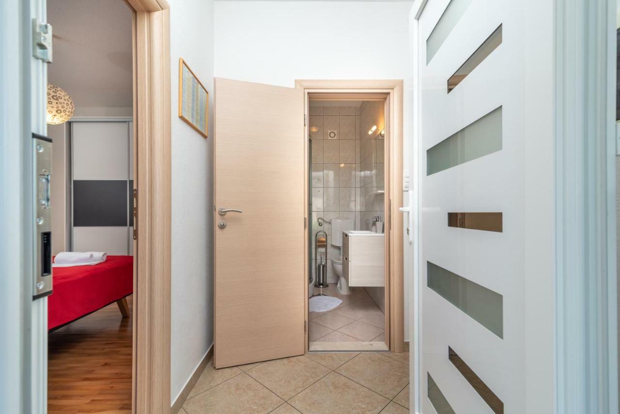 Apartments Ivan Трогір Екстер'єр фото