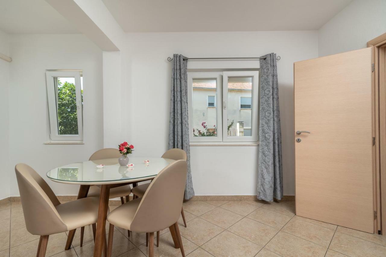 Apartments Ivan Трогір Екстер'єр фото