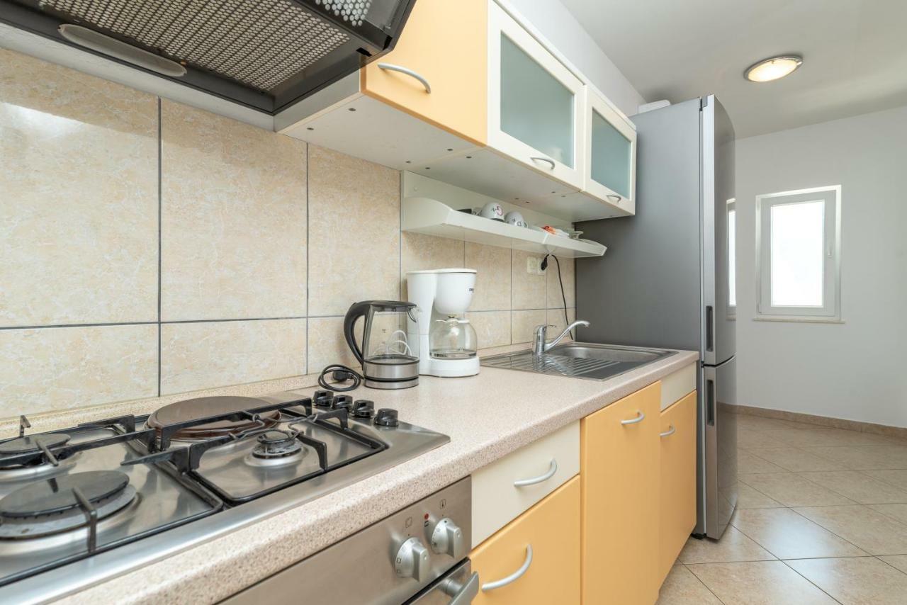 Apartments Ivan Трогір Екстер'єр фото